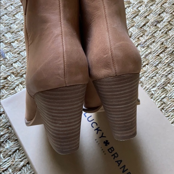 LUCKY Brand Women’s tan boots - Picture 3 of 4